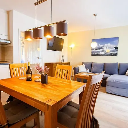 شقة Land-meer-wohnung-9 *