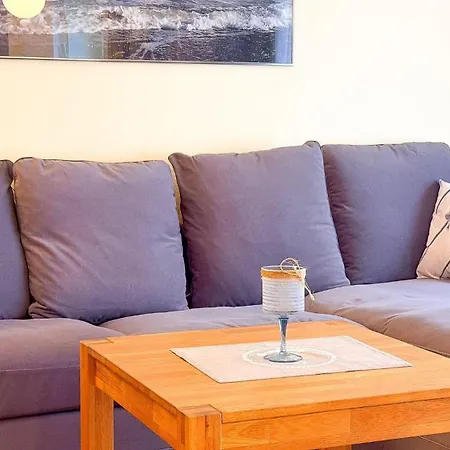Land-meer-wohnung-9 شقة *