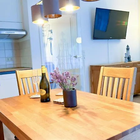شقة Land-meer-wohnung-9 *